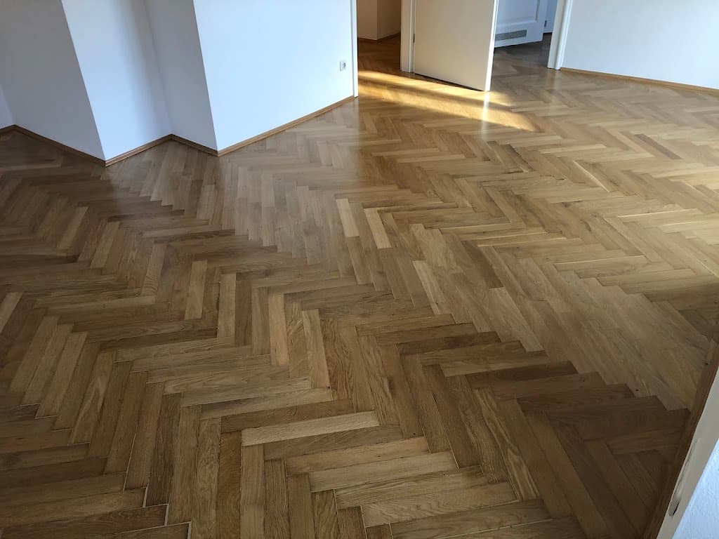 Sergej Lobes Parkettleger, Bodenleger, MASSIVPARKETT VERLEGEN SCHLEIFEN