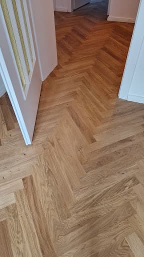 Parkett Interfloor GmbH | Parkett & Bodenbelagarbeiten | Terminvereinbarung erbeten. Danke! — Kundenfoto