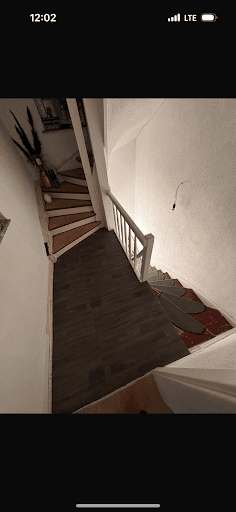 Bodendesign-SD GmbH | Steinteppich für Boden und Treppe & Betonoptik — Kundenfoto