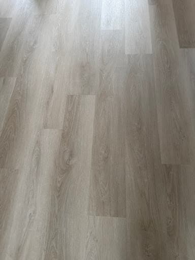 Kortz Design & Work Ihr Parkett und Designboden Spezialist — Kundenfoto
