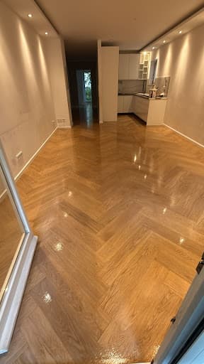 Parkett Tech | Parkettverlegung & Parkettsanierung — Kundenfoto