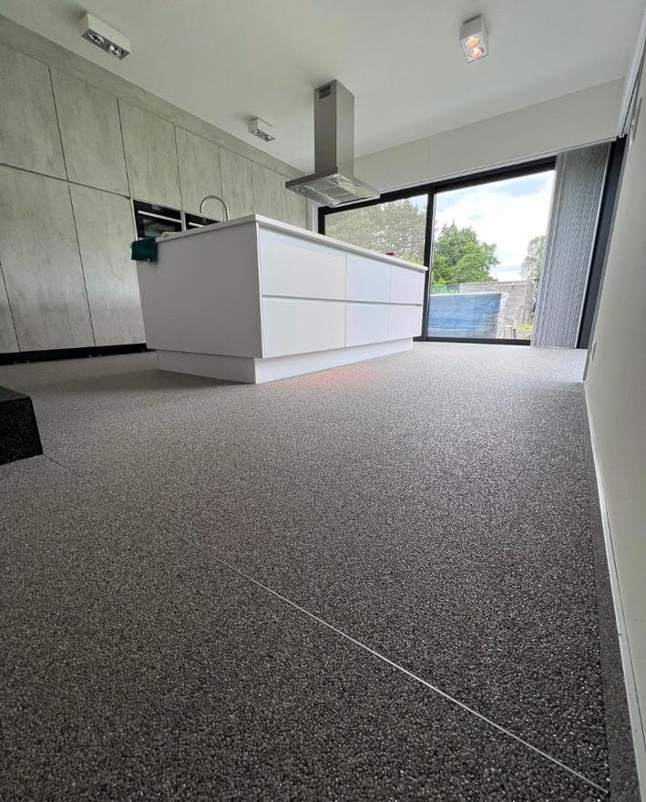 Bodendesign-SD GmbH | Steinteppich für Boden und Treppe & Betonoptik
